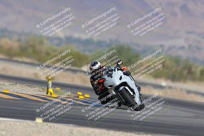media/Nov-12-2023-SoCal Trackdays (Sun) [[5d1fba4e7d]]/Turn 14 (1035am)/